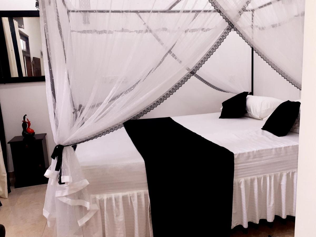 Dihini Villa Unawatuna Extérieur photo